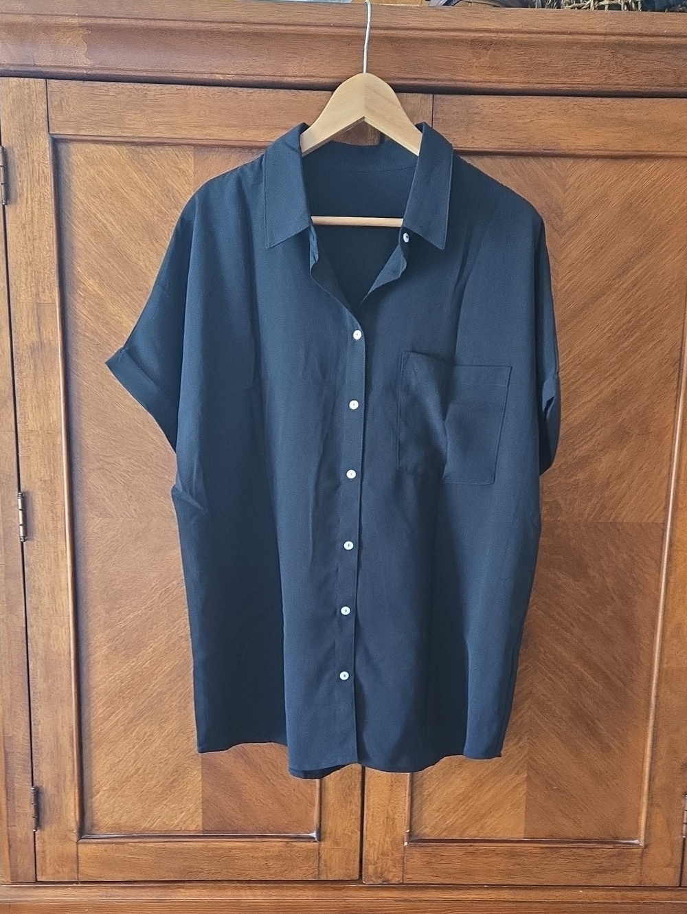 Relaxed Short-Sleeve Button-Up Blouse in Black